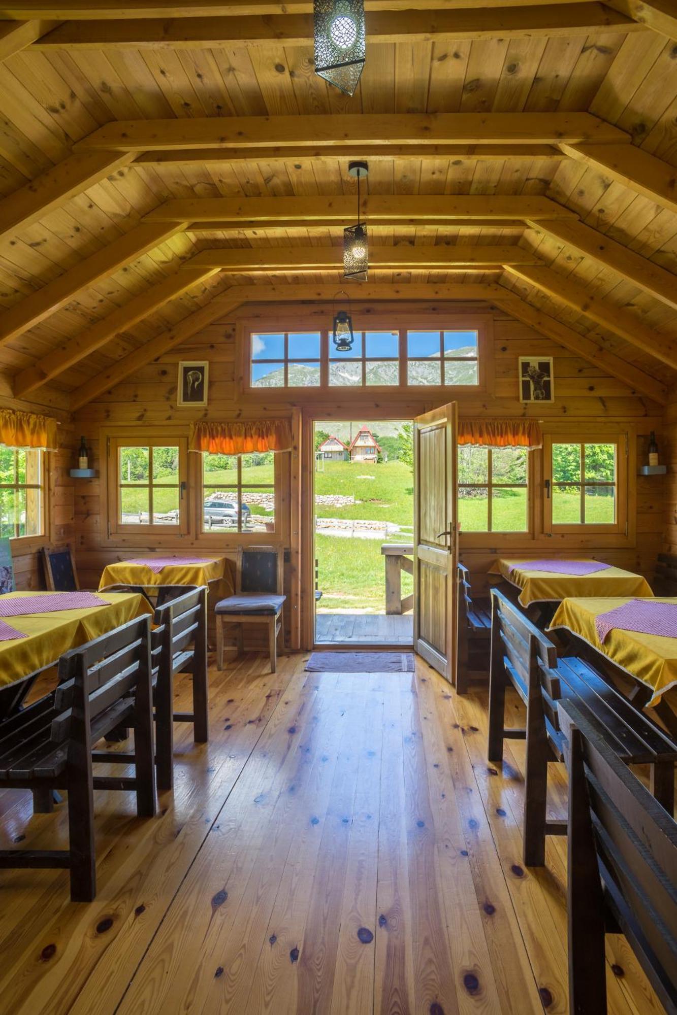 Maple Bungalows Жабляк Экстерьер фото